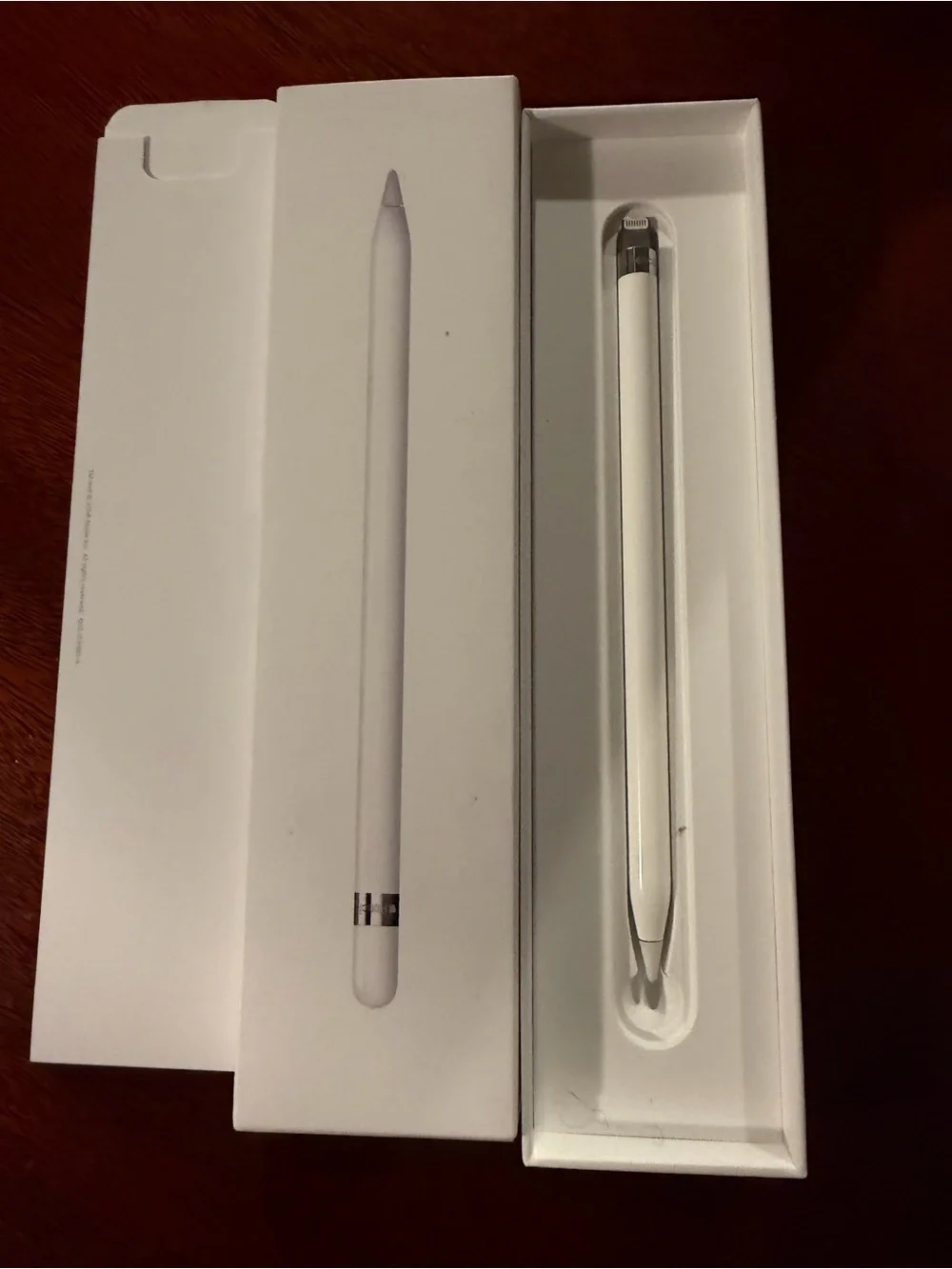 Apple Pencil (White) - Stylus for iPad with Lightning Connector Cap